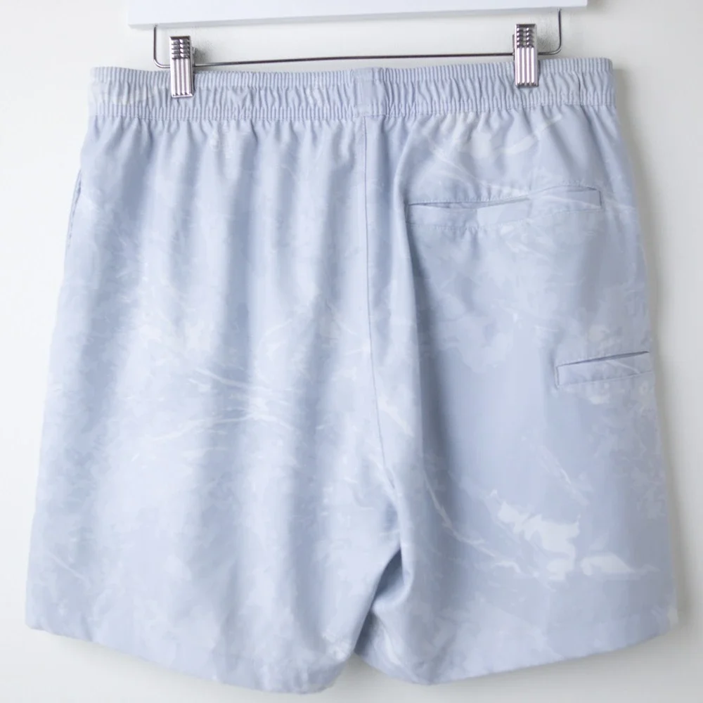 Huk Pursuit Mossy Oak Volley Shorts Fishing Mens Large Light Blue Camo Lined